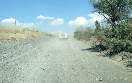 Karahöyük İstikametindeki Yol Çile Yolu Oldu