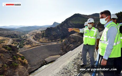 Malatya Valisi Aydın Baruş, Yoncalı Barajında incelemelerde bulundu