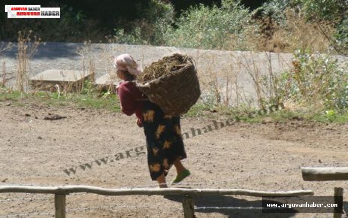 8 MART DÜNYA EMEKÇİ KADINLAR GÜNÜ