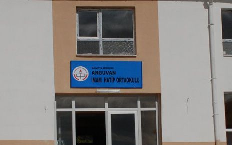 ARGUVAN İMAM HATİP ORTAOKULUNA ÇEVRE İLÇELERDEN ÖĞRENCİ TAKVİYESİ YAPILACAKMI?