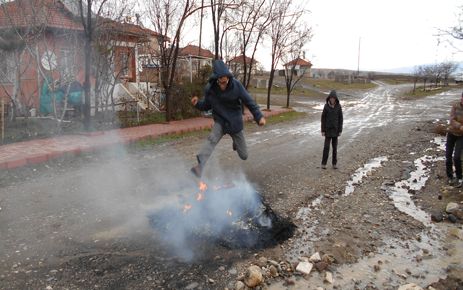 ARGUVAN’DA HZ. ALİ'NİN DOĞUMU VE NEVRUZ BAYRAMI ETKİNLİĞİ YAPILDI