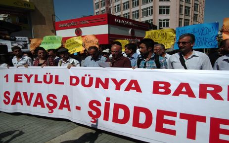 MALATYA: SAVAŞA ŞİDDETE HAYIR!