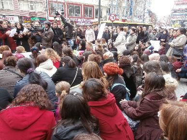 MALATYA'DA KADINLAR;ÖZGECAN BİZİM İSYANIMIZDIR 