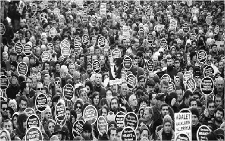 ON BİNLER HRANT DİNK İÇİN YÜRÜDÜ 